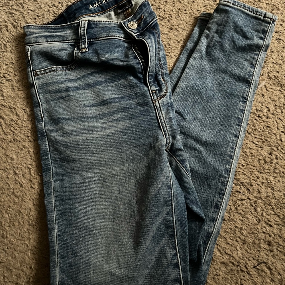 American Eagle jeans size 4!
